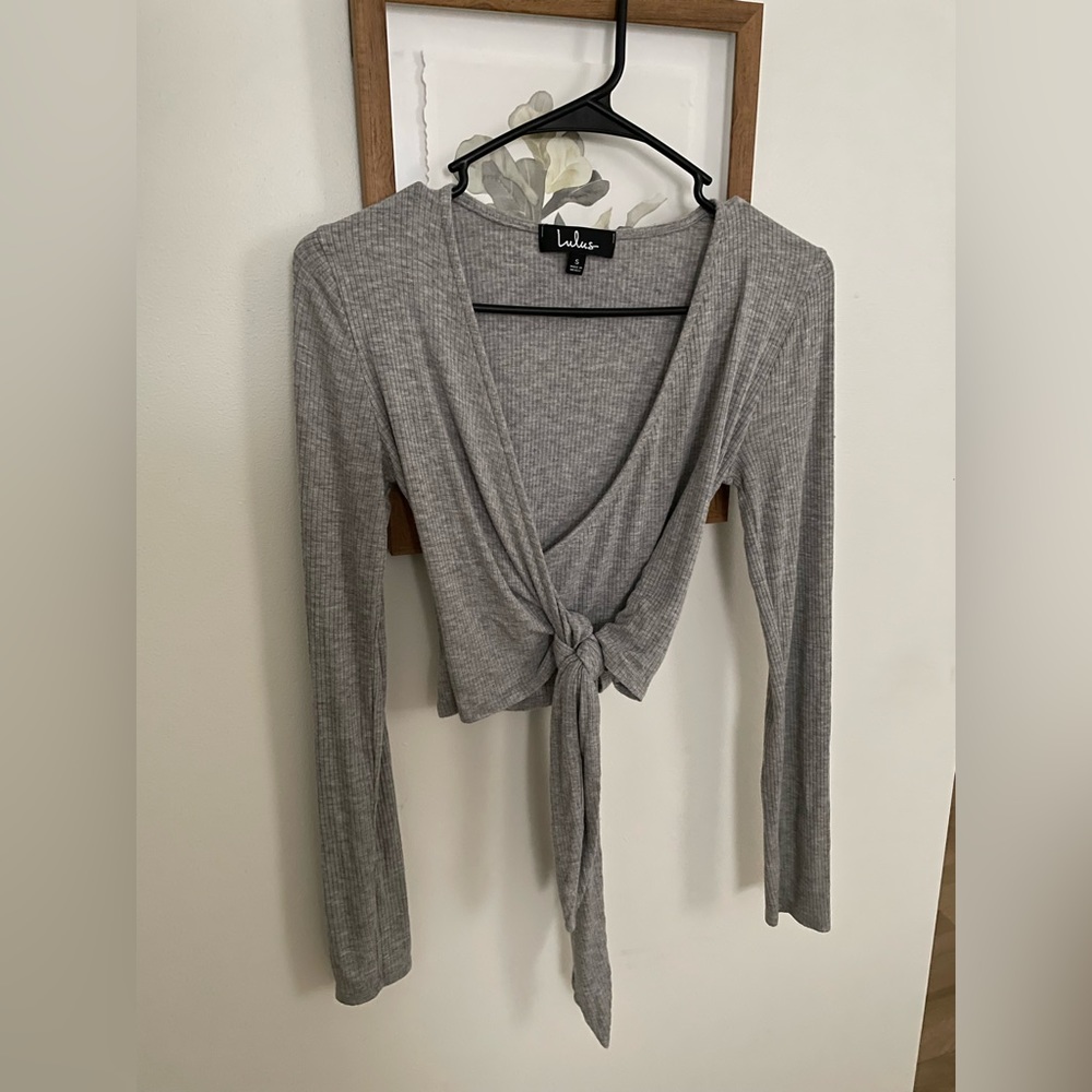 Lulus gray wrap tie crop top